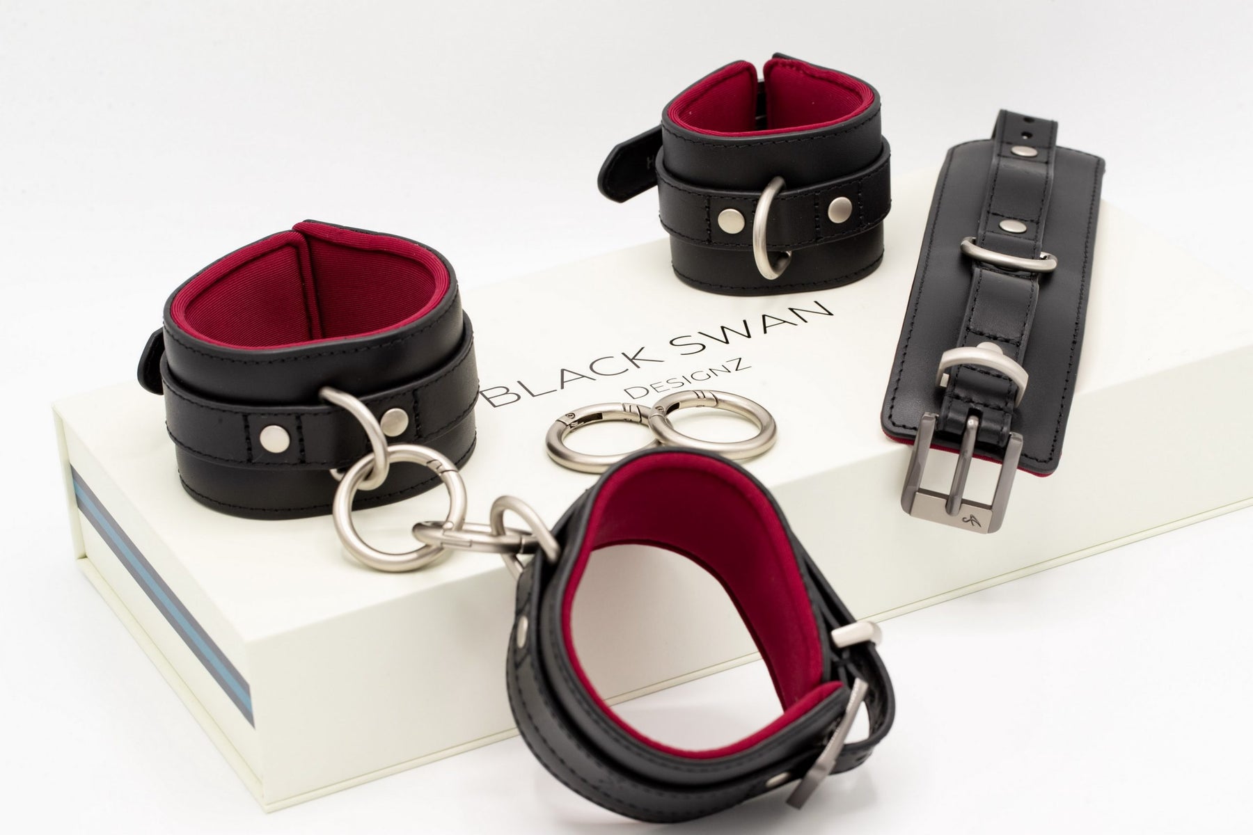 Fessel-Set Black Berry