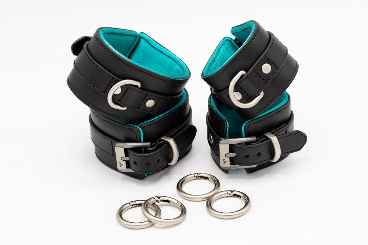Fessel-Set Black Ice