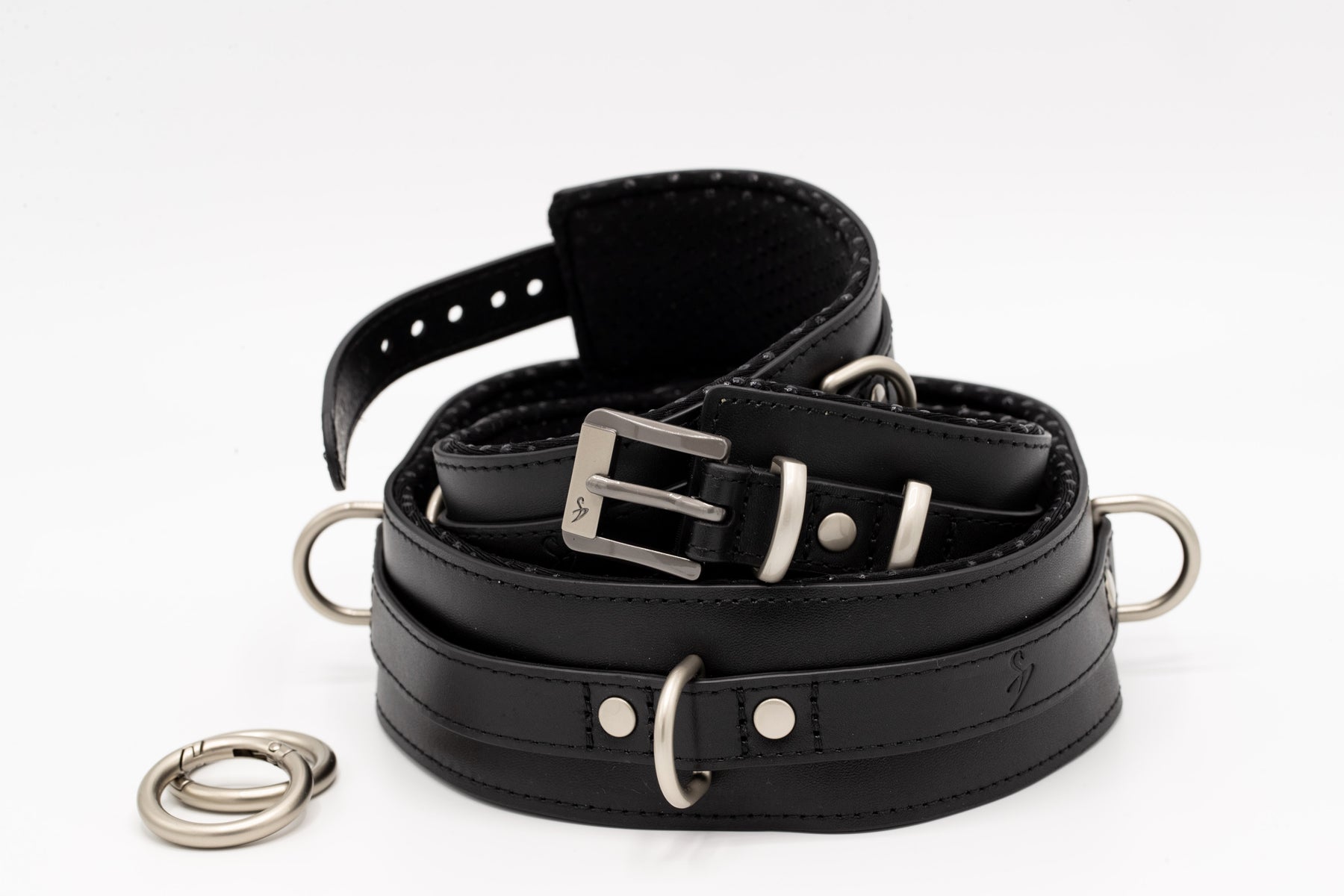 THIGH CUFFS