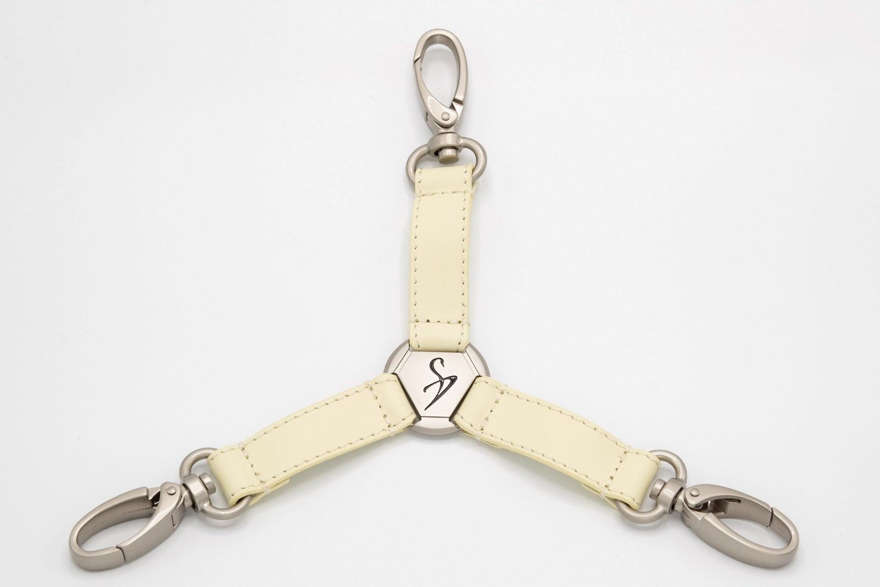 Triangle Hogtie cream