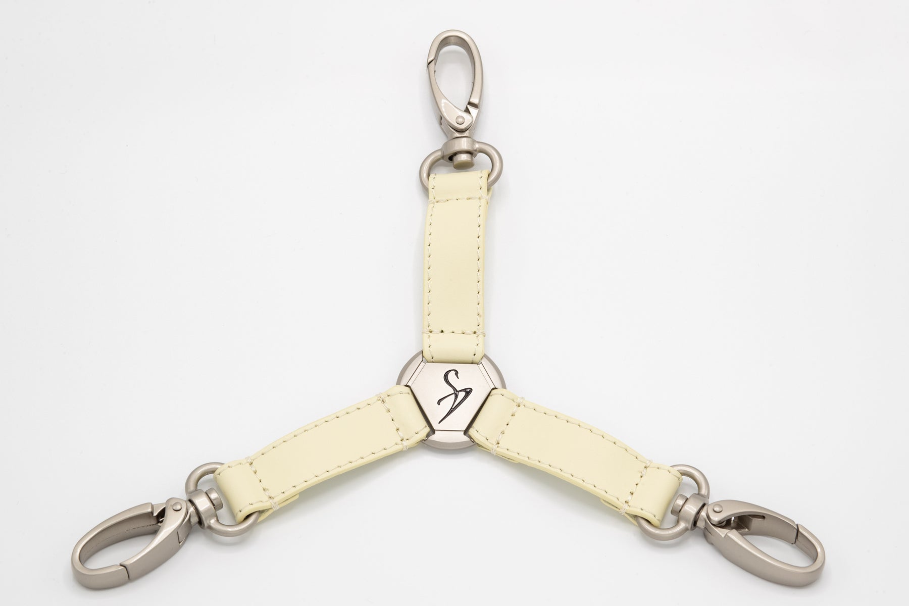 TRIANGLE HOGTIES