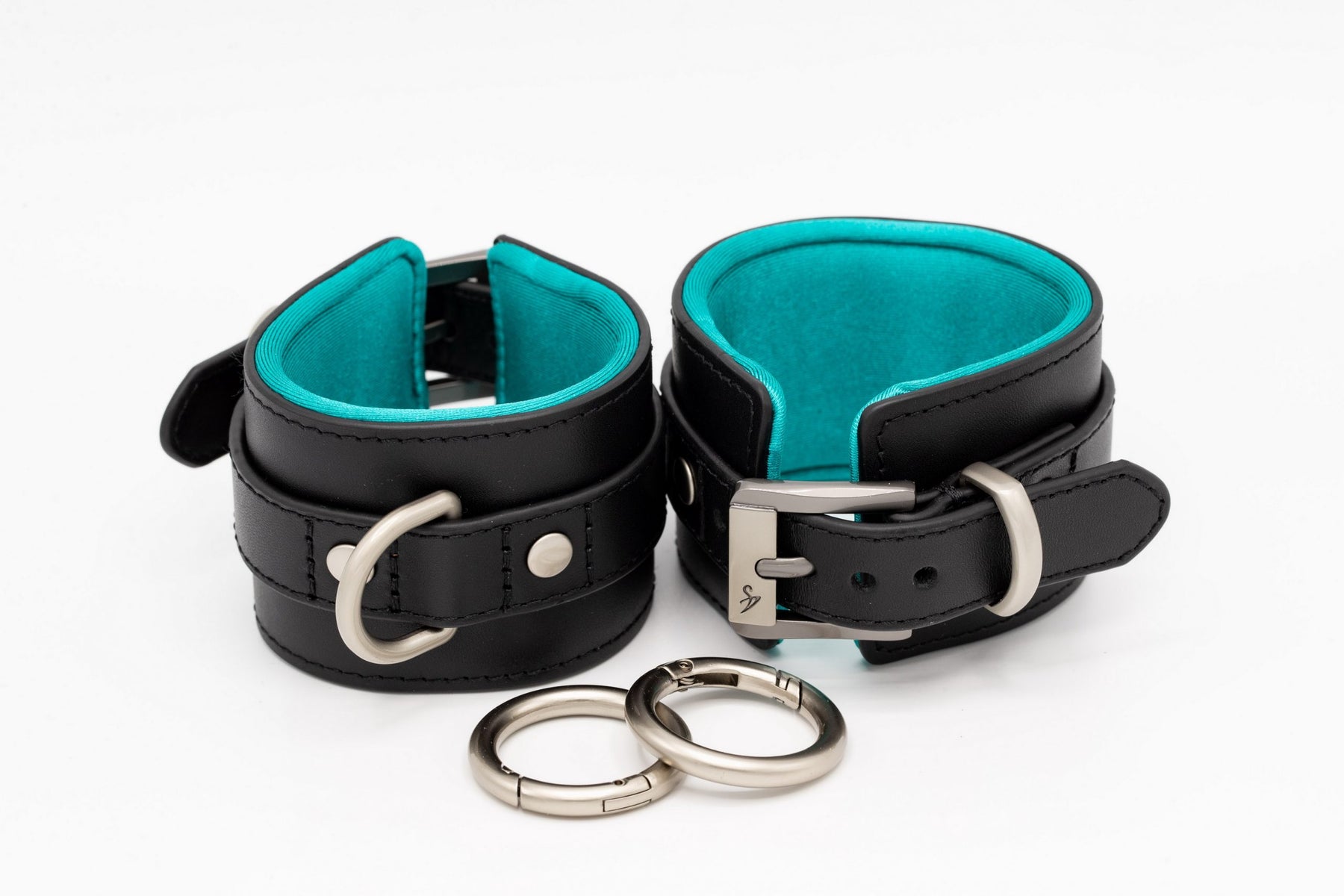 Handfesseln Black Ice
