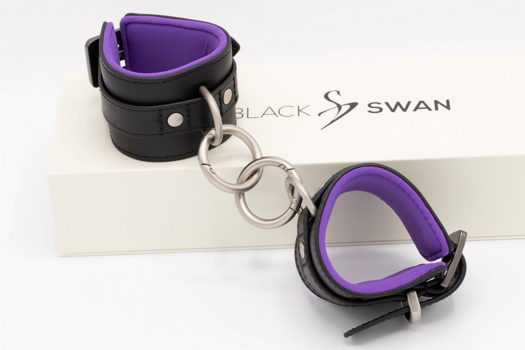 Handfessel Black Purple