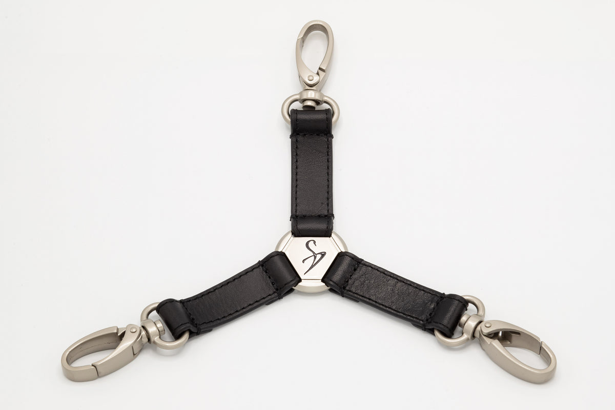 Triangle Hogtie black